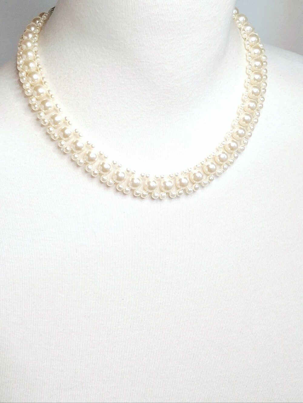 Shofel Brothers | Vintage | Faux Pearl Collar
